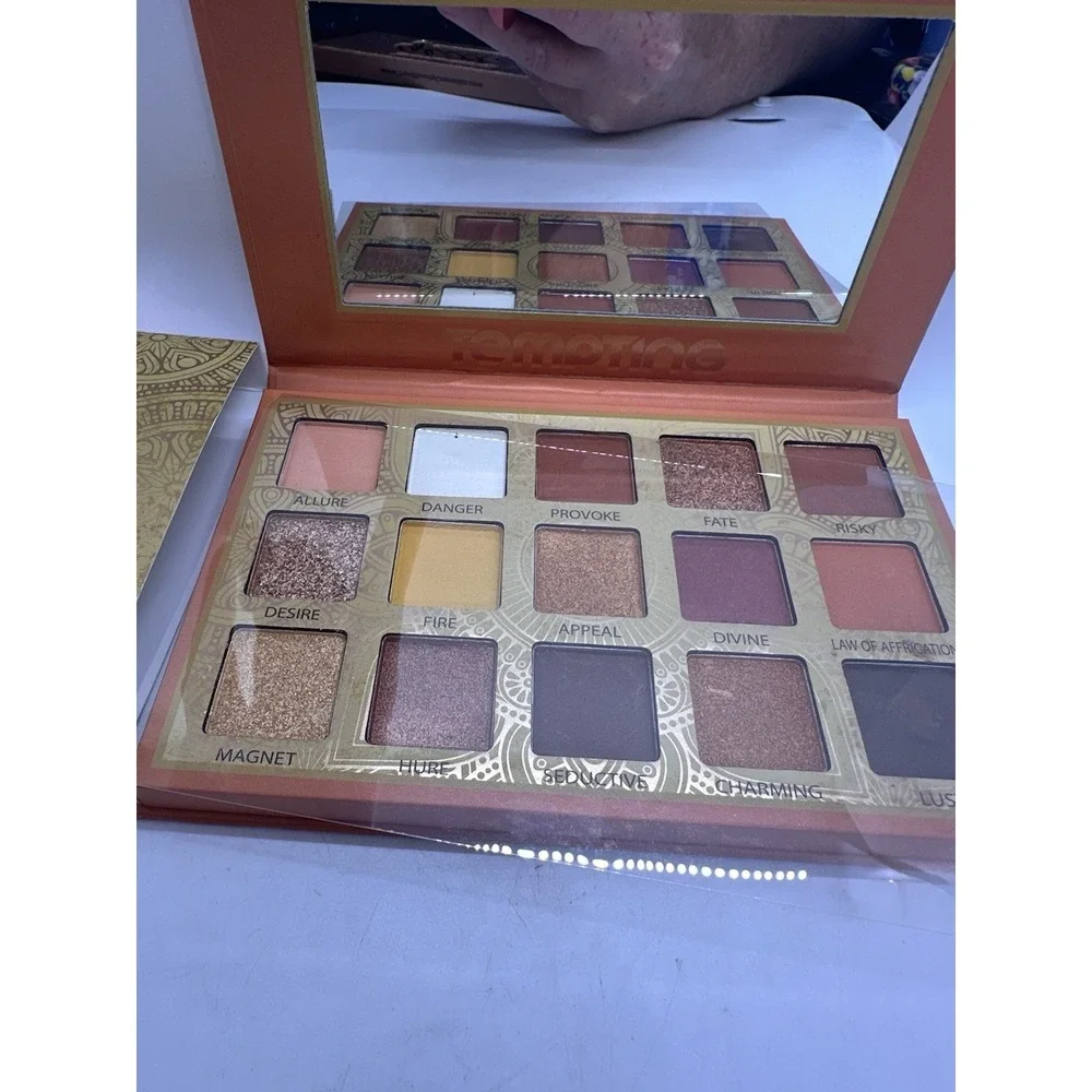 Trend Beauty Eyeshadow Palette Lot Glitter Rose Gold & Tempting Makeup